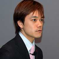 page2010_c2_taniguchi.jpg