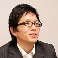吉田卓司氏