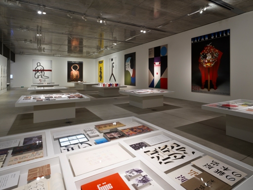 企画展「田中一光とデザインの前後左右」会場